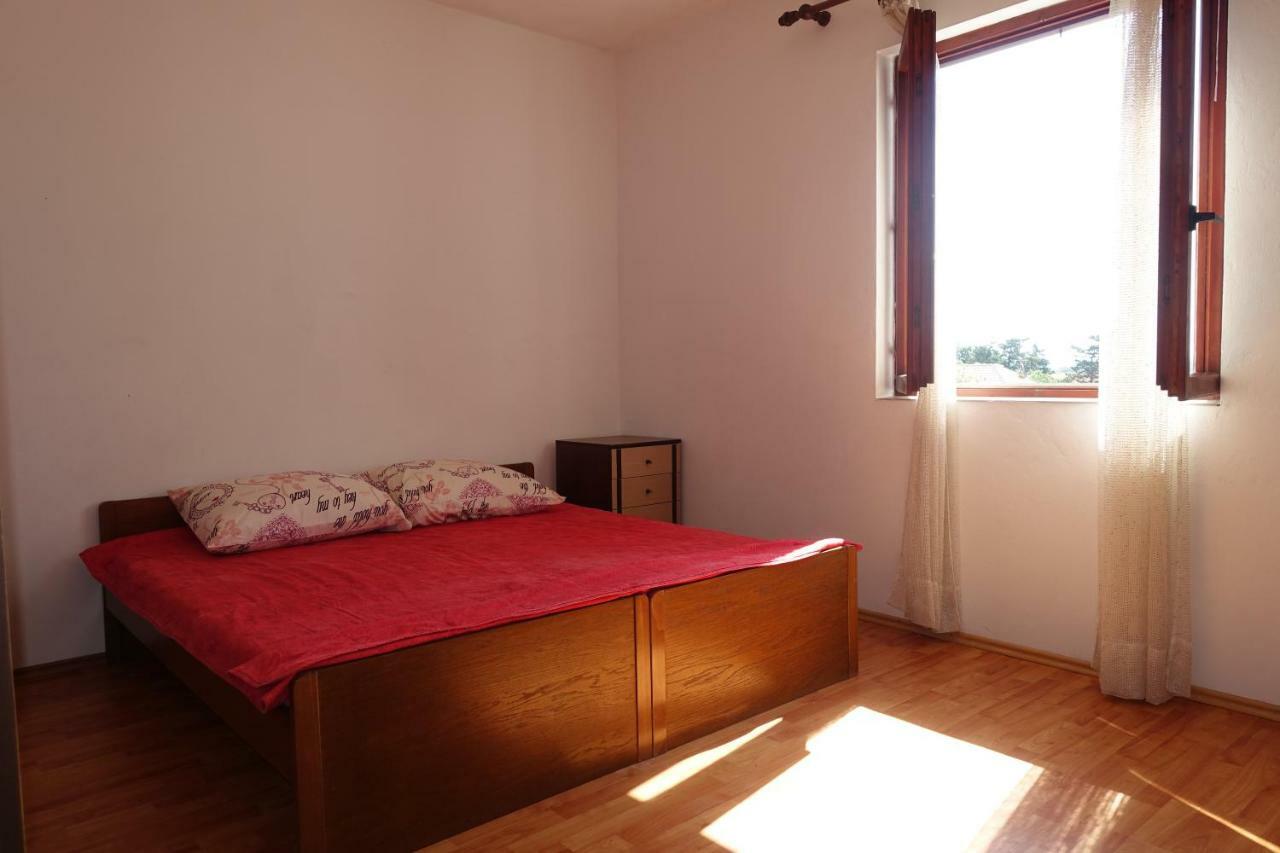 Apartment Dede Nin Exterior photo
